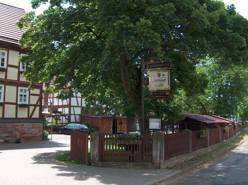 Landhotel & Restaurant Gutsherrn-Klause Dankerode  Exterior photo